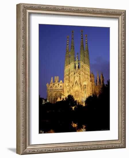 La Familia Cathedral, Barcelona, Spain-Jon Arnold-Framed Photographic Print