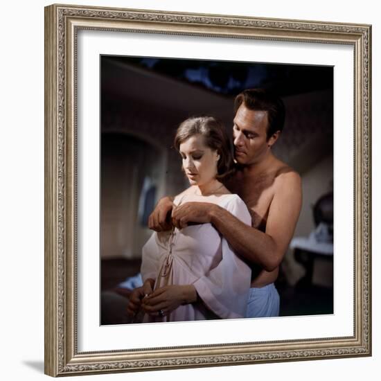 La Fantastique histoire vraie d'Eddie Chapman TRIPLE CROSS by Terence Young with Romy Schneider and-null-Framed Photo