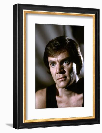 La feline CAT PEOPLE by Paul Schrader with MALCOLM MCDOWELL, 1982 (photo)-null-Framed Photo