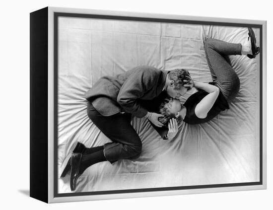 La fille a la casquette A NEW KIND OF LOVE by MelvilleShavelson with Paul Newman and Joanne Woodwar-null-Framed Stretched Canvas