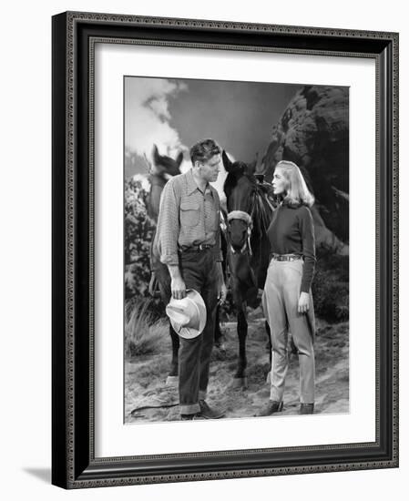 La furie du desert (Desert Fury) by Lewis Allen with Lizabeth Scott and Burt Lancaster, 1947 (b/w p-null-Framed Photo