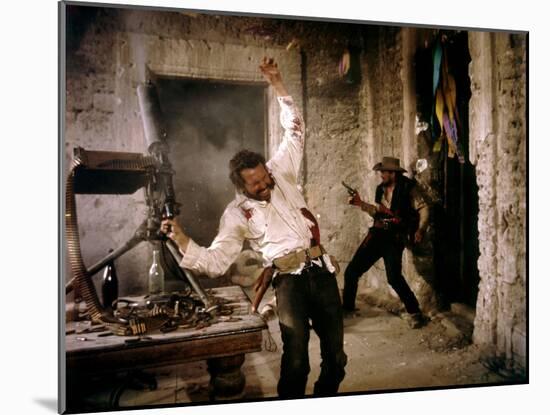 La Horde Sauvage THE WILD BUNCH by Sam Peckinpah with Warren Oates and Ben Johnson, 1969 (photo)-null-Mounted Photo