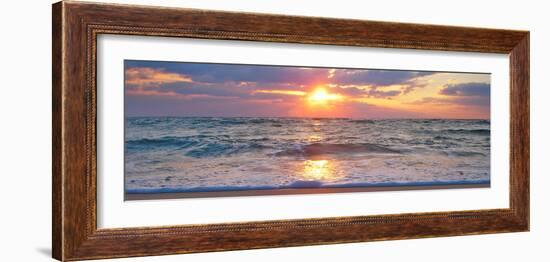 La Isla Bonita I-Jairo Rodriguez-Framed Photographic Print