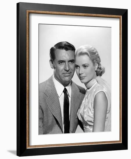 La Main au Collet TO CATCH A THIEF by AlfredHitchcock with Cary Grant and Grace Kelly, 1955 (b/w ph-null-Framed Photo