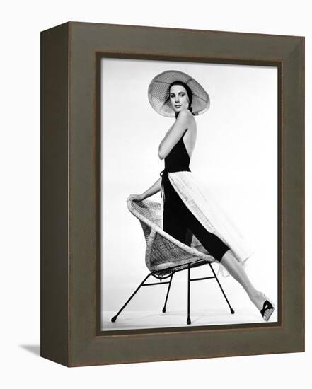 La Main au Collet TO CATCH A THIEF by AlfredHitchcock with Grace Kelly, 1955 (b/w photo)-null-Framed Stretched Canvas