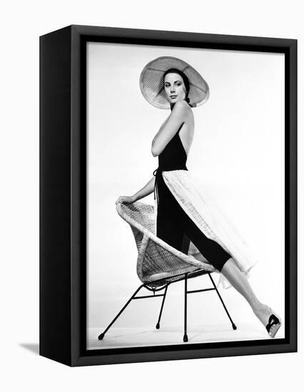 La Main au Collet TO CATCH A THIEF by AlfredHitchcock with Grace Kelly, 1955 (b/w photo)-null-Framed Stretched Canvas