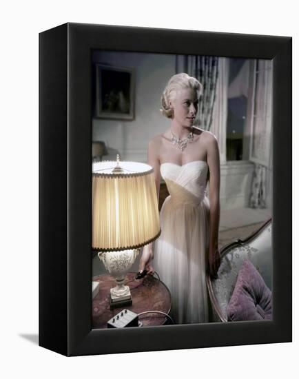 La Main au Collet TO CATCH A THIEF by AlfredHitchcock with Grace Kelly, 1955 (photo)-null-Framed Stretched Canvas