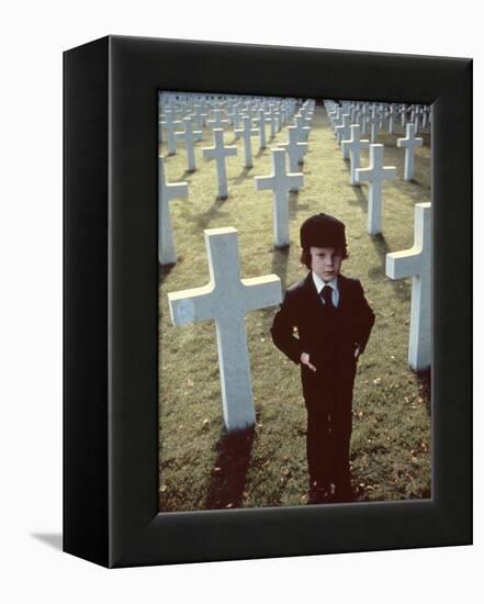 La Malediction THE OMEN by Richard Donner with Harvey Stephens, 1976 (photo)-null-Framed Stretched Canvas