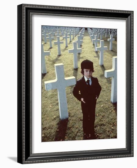 La Malediction THE OMEN by Richard Donner with Harvey Stephens, 1976 (photo)-null-Framed Photo