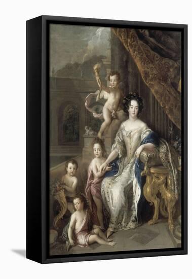 La marquise de Montespan entourée de ses quatre premiers enfants légitimés, en 1677-Charles de La Fosse-Framed Premier Image Canvas