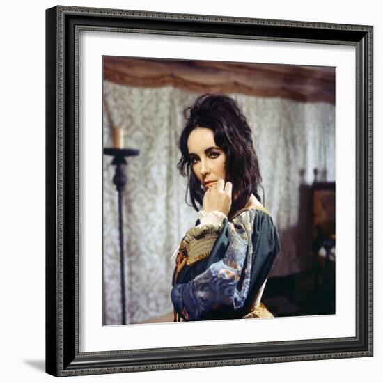 La Megere Apprivoisee THE TAMING OF THE SHREW by FrancoZeffirelli with Elizabeth Taylor, 1967 (phot-null-Framed Photo