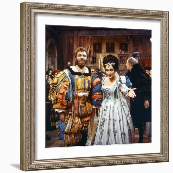 La Megere Apprivoisee THE TAMING OF THE SHREW by FrancoZeffirelli with Richard Burton and Elizabeth-null-Framed Photo