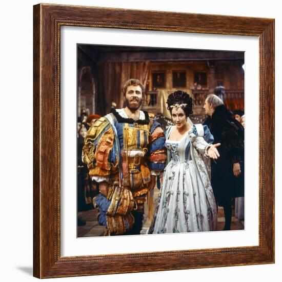 La Megere Apprivoisee THE TAMING OF THE SHREW by FrancoZeffirelli with Richard Burton and Elizabeth-null-Framed Photo