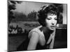 LA NOTTE, 1960 directed by MICHELANGELO ANTONIONI Monica Vitti (b/w photo)-null-Mounted Photo