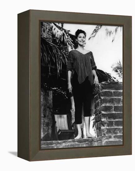 La Nuit by l'iguane THE NIGHT OF THE IGUANA by John Huston with Ava Gardner, 1964 (b/w photo)-null-Framed Stretched Canvas