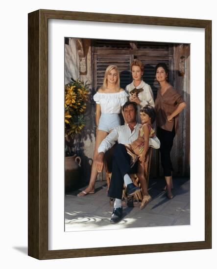 La Nuit by l'iguane THE NIGHT OF THE IGUANA by John Huston with Sue Lyon, Deborah Kerr, Ava Gardner-null-Framed Photo