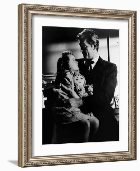 La nuit du Chasseur THE NIGHT OF THE HUNTER by CharlesLaughton with Sally Jane Bruce and Robert Mit-null-Framed Photo