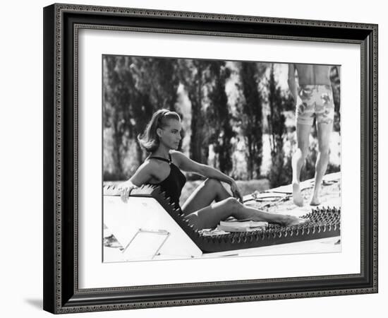 La Piscine by Jacques Deray with Romy Schneider, 1969 (chaise longue by la serie Module 400 by Roge-null-Framed Photo