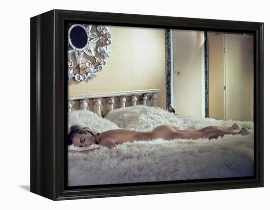 La Piscine by Jacques Deray with Romy Schneider, 1969 (photo)-null-Framed Stretched Canvas