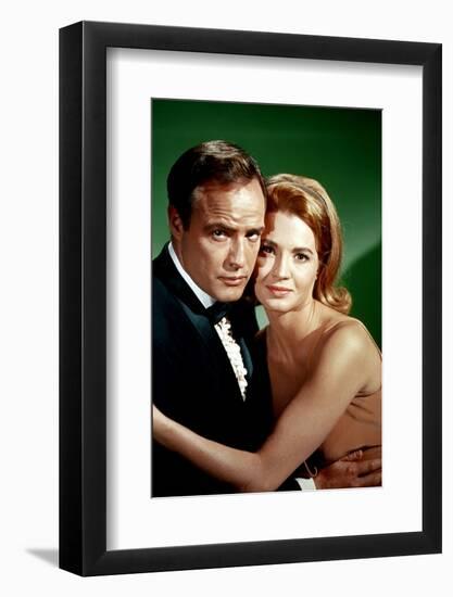 La Poursuite Impitoyable THE CHASE d'ArthurPenn with Marlon Brando and Angie Dickinson, 1966 (photo-null-Framed Photo