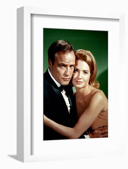 La Poursuite Impitoyable THE CHASE d'ArthurPenn with Marlon Brando and Angie Dickinson, 1966 (photo-null-Framed Photo