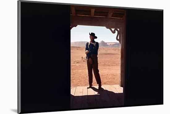 La Prisonniere du Desert THE SEARCHERS by JohnFord with John Wayne, 1956 (photo)-null-Mounted Photo