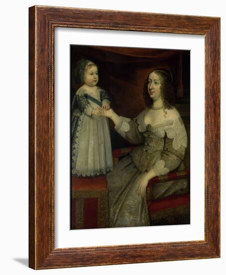 La reine Anne d'Autriche avec Louis XIV enfant alors Dauphin (avant 1643)-null-Framed Giclee Print