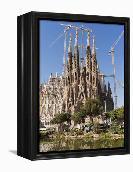 La Sagrada Familia by Antoni Gaudi, UNESCO World Heritage Site, Barcelona, Catalonia, Spain, Europe-Sergio Pitamitz-Framed Premier Image Canvas