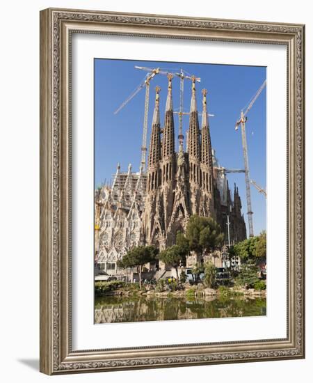 La Sagrada Familia by Antoni Gaudi, UNESCO World Heritage Site, Barcelona, Catalonia, Spain, Europe-Sergio Pitamitz-Framed Photographic Print