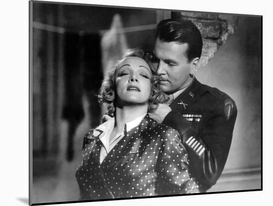 La scandaleuse by Berlin A Foreign Affair by BillyWilder with Marlene Dietrich and John Lund, 1948 -null-Mounted Photo