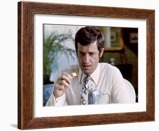 La sirene du Mississipi by FrancoisTruffaut with Jean Paul Belmondo en, 1969-null-Framed Photo