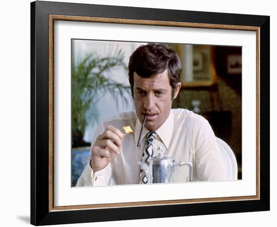 La sirene du Mississipi by FrancoisTruffaut with Jean Paul Belmondo en, 1969-null-Framed Photo