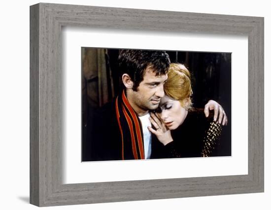 La Sirene du Mississipi MISSISSIPPI MERMAID by FrancoisTruffaut with Jean Paul Belmondo and Catheri-null-Framed Photo