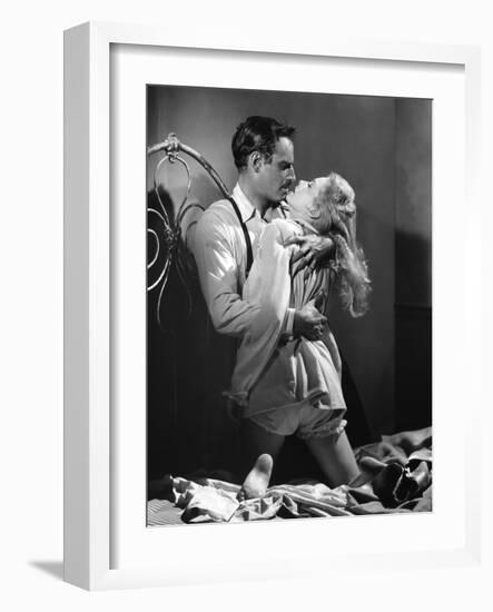 La Soif du Mal TOUCH OF EVIL by OrsonWelles with Charlton Heston and Janet Leigh, 1958 (b/w photo)-null-Framed Photo