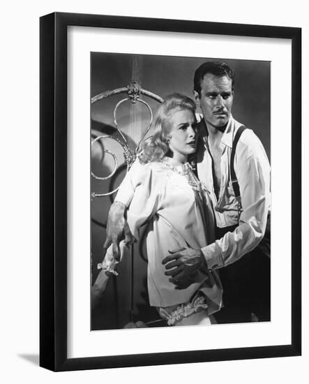 La Soif du Mal TOUCH OF EVIL by OrsonWelles with Charlton Heston and Janet Leigh, 1958 (b/w photo)-null-Framed Photo