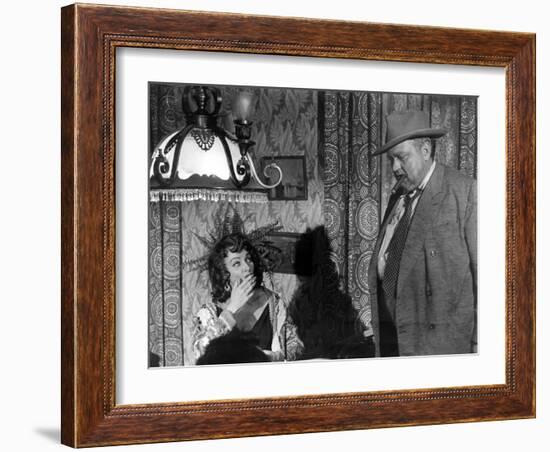 La Soif du Mal TOUCH OF EVIL by OrsonWelles with Marlene Dietrich and Orson Welles, 1958 (b/w photo-null-Framed Photo