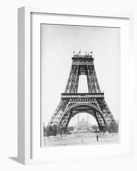 La Tour jusqu'à la 2e plate-forme, au second plan le palais du Trocadéro-Louis-Emile Durandelle-Framed Giclee Print