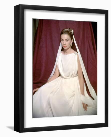 La tunique THE ROBE by HenryKoster with Jean Simmons, 1953 (photo)-null-Framed Photo