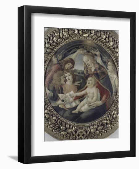 La Vierge à l'enfant et cinq anges (Vierge du Magnificat)-Sandro Botticelli-Framed Giclee Print