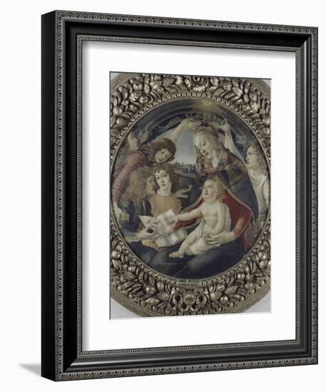 La Vierge à l'enfant et cinq anges (Vierge du Magnificat)-Sandro Botticelli-Framed Giclee Print