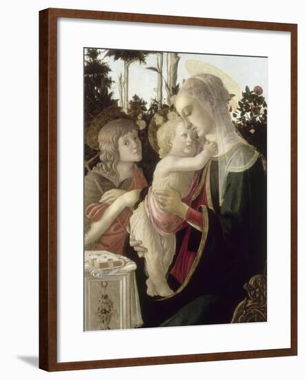 La Vierge et l'Enfant avec Saint Jean-Baptiste enfant-Sandro Botticelli-Framed Giclee Print