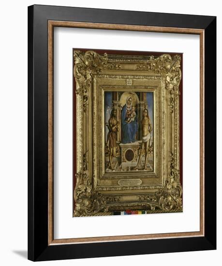 La Vierge et l'Enfant entre saint Jean-Baptiste et saint Sébastien-Francesco Zaganelli-Framed Giclee Print