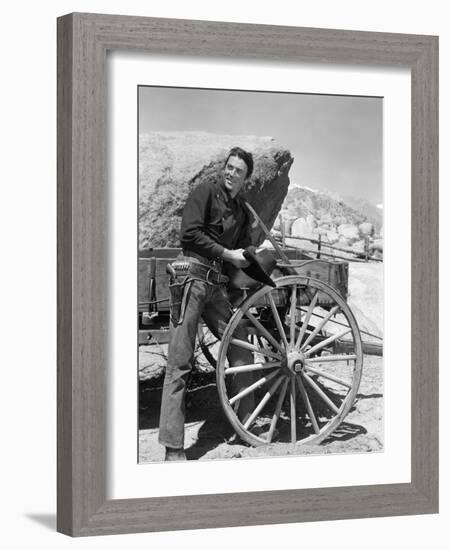 La Ville Abandonnee YELLOW SKY by William Wellman aveGregory Peck, 1948 (b/w photo)-null-Framed Photo