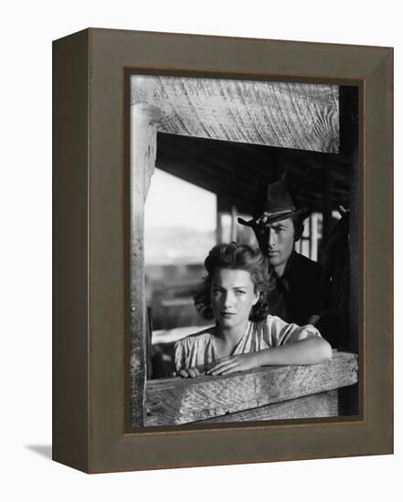 La Ville Abandonnee YELLOW SKY by William Wellman with Anne Baxter and Gregory Peck, 1948 (b/w phot-null-Framed Stretched Canvas