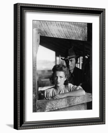 La Ville Abandonnee YELLOW SKY by William Wellman with Anne Baxter and Gregory Peck, 1948 (b/w phot-null-Framed Photo