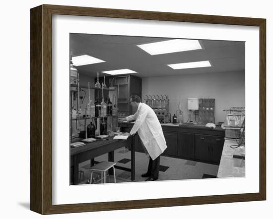 Laboratory Facility at Spillers Animal Foods, Gainsborough, Lincolnshire, 1960-Michael Walters-Framed Photographic Print