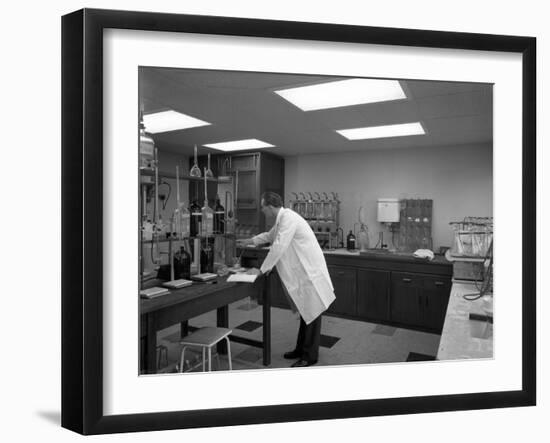 Laboratory Facility at Spillers Animal Foods, Gainsborough, Lincolnshire, 1960-Michael Walters-Framed Photographic Print