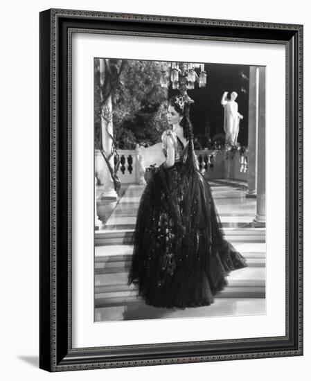 Lady Hamilton by Alexander Korda with Vivien Leigh, 1941 (b/w photo)-null-Framed Photo