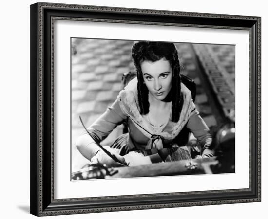 Lady Hamilton by Alexander Korda with Vivien Leigh, 1941 (b/w photo)-null-Framed Photo