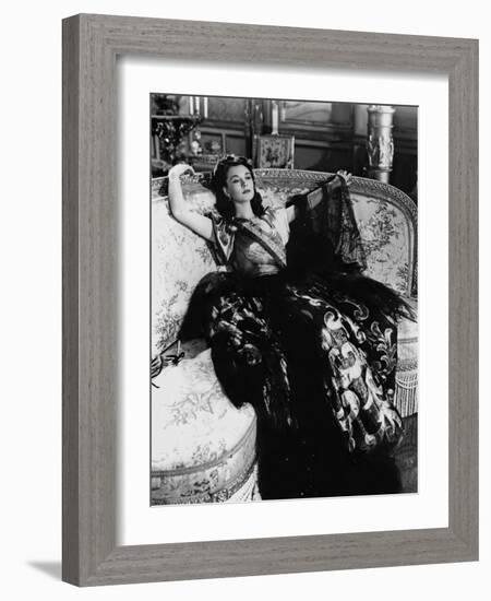 Lady Hamilton by Alexander Korda with Vivien Leigh, 1941 (b/w photo)-null-Framed Photo